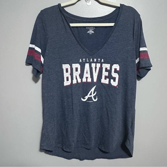 Atlanta Braves Women’s Blue V Neck T Shirt Size Large - Picture 1 of 5